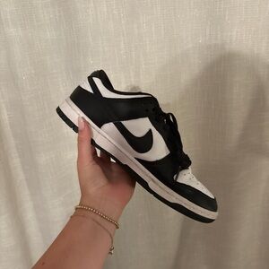 Nike Panda Dunks